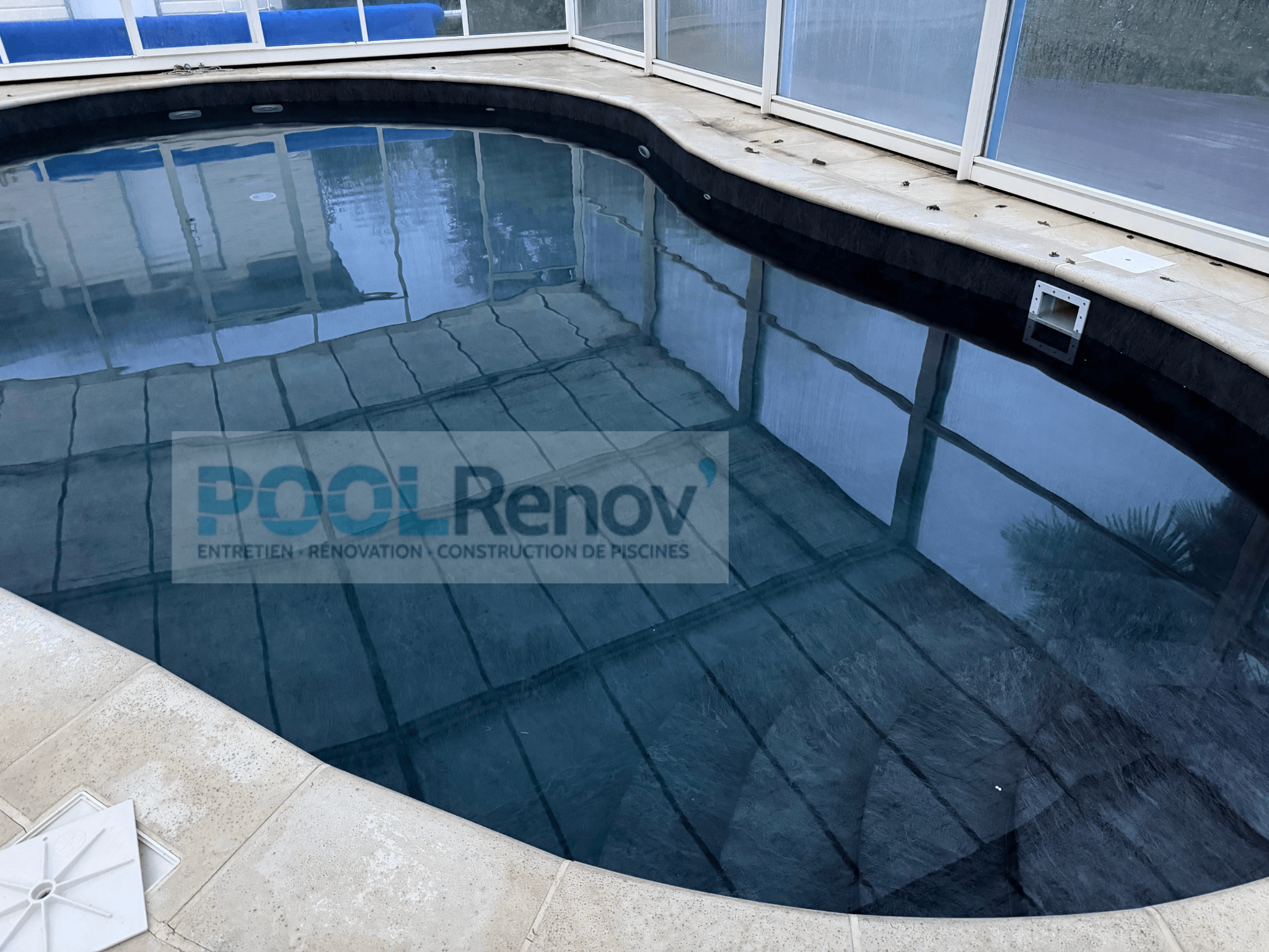 RENOVATION D'UNE PISCINE AVEC MEMBRANE ARMEE A BRECH